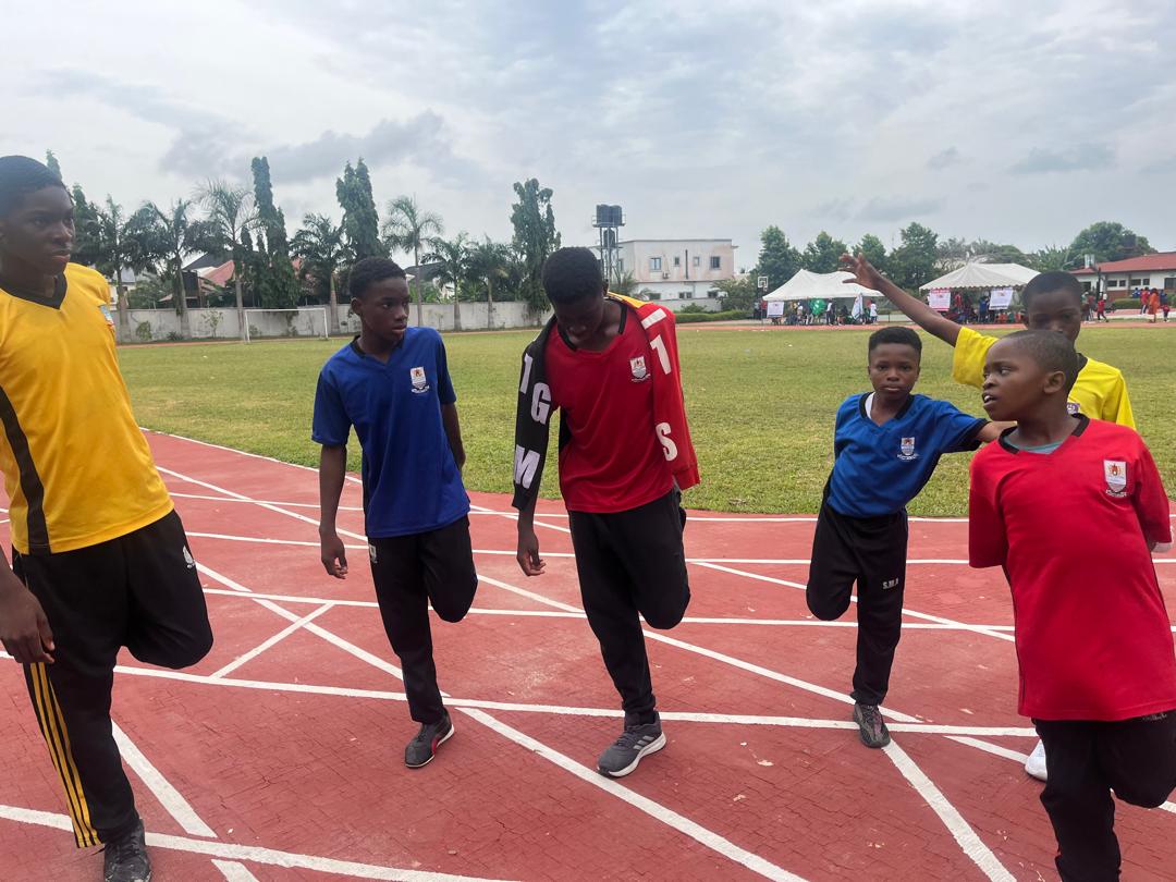 Students cheering during sports day